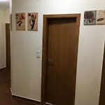 2 Bedroom Near Gondola Appartement *