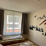 2 Bedroom Near Gondola * Bansko
