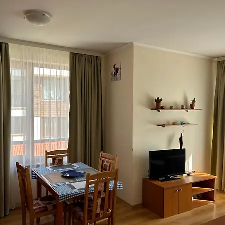 2 Bedroom Near Gondola *